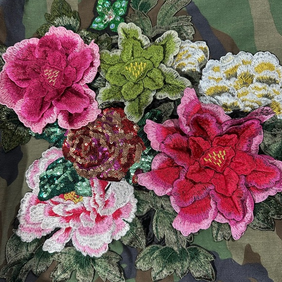 Josie Bruno Vintage Camo Cropped Embellished Military Jacket, Size Small - Picture 13 of 16